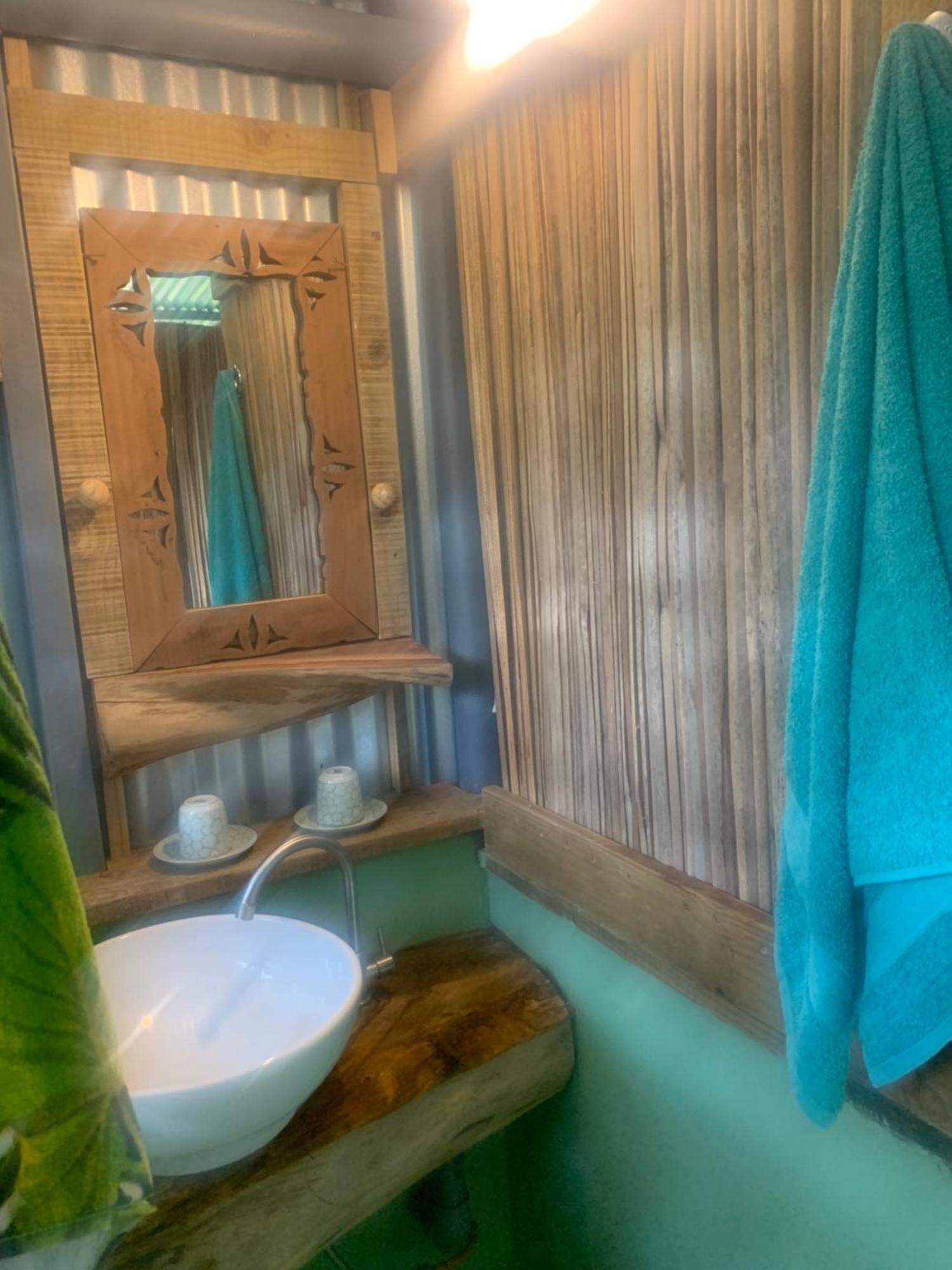 Lily Pad Lodge Bambou Exterior foto